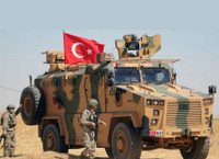 [ẢNH] Xe bọc thép hiện đại Thổ Nhĩ Kỳ tràn ngập Bắc Syria