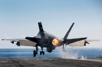 [ẢNH] F-35C chính thức vận hành trên siêu tàu sân bay Mỹ, đối thủ nín thở lo sợ