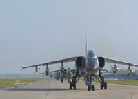 [ẢNH] Trung Quốc tự tin mang cường kích JH-7A sang Nga thi đấu, liệu có gặp thảm họa?