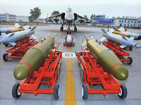 [ẢNH] Cường kích số 1 Trung Quốc lao xuống đất vỡ vụn