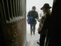 [ẢNH] Gian nan hoạt động đưa thư trên thế giới, không phải ai cũng biết