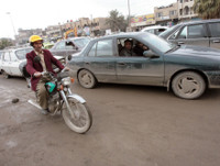[ẢNH] Gian nan hoạt động đưa thư trên thế giới, không phải ai cũng biết