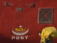 [ẢNH] Gian nan hoạt động đưa thư trên thế giới, không phải ai cũng biết