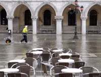 [ẢNH] Gian nan hoạt động đưa thư trên thế giới, không phải ai cũng biết