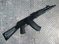 [ẢNH] Nga bất ngờ trang bị siêu súng AK-105 cho lính tinh nhuệ Syria