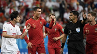 [ẢNH] Ronaldo đối diện nguy cơ bị 
