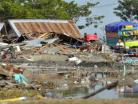 [Ảnh] Cận cảnh đổ nát, tang thương sau động đất, sóng thần ở Indonesia