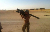 [ẢNH] Phiến quân thánh chiến lấy đâu ra tên lửa phòng không vác vai để bắn hạ máy bay Nga-Syria