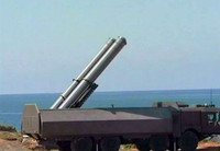 [ẢNH] Tên lửa bờ Syria sẽ đáp trả thẳng vào tàu chiến Mỹ mang Tomahawk?