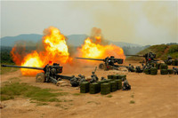 [ẢNH] Ấn Độ chuyển ‘vua pháo binh’ từ thời Liên Xô tới áp sát biên giới Trung Quốc