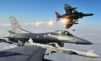 [ẢNH] Lần thứ hai F-16 bắn rơi Su-24 trên bầu trời Syria