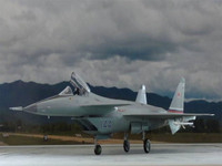 [ẢNH] Tiêm kích bí ẩn MiG-144 tiếp tục 