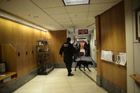 Báo động bom California, người dân hoảng loạn