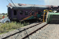 Tai nạn đường sắt thảm khốc tại Nam Phi, 270 người thương vong