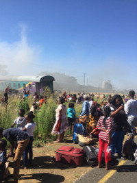 Tai nạn đường sắt thảm khốc tại Nam Phi, 270 người thương vong