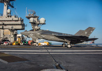 [ẢNH] Sức mạnh đáng kinh ngạc phiên bản trên hạm F-35C