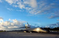 Những cú hạ cánh lỗi đầy tai hại của máy bay ném bom siêu âm B-1B Lancer