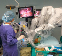 Cận cảnh robot phẫu thuật hiện đại có mặt tại Việt Nam