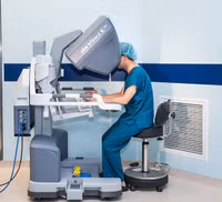 Cận cảnh robot phẫu thuật hiện đại có mặt tại Việt Nam