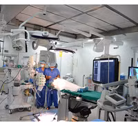 Cận cảnh robot phẫu thuật hiện đại có mặt tại Việt Nam