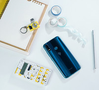 Vingroup công bố dòng điện thoại Vsmart Joy 2+