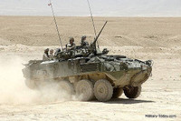 [ẢNH] Tại sao Mỹ lại ‘xích’ xe thiết giáp LAV-25 vào sàn tàu đổ bộ?