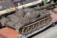 [ẢNH] Chiến tăng T-62M Nga vừa viện trợ cho Syria đã bị phiến quân đánh tan tành