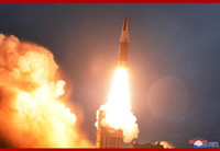 [ẢNH] Triều Tiên bất ngờ thử tên lửa đạn đạo 