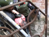 [ẢNH] Trấn áp đối tượng manh động cố thủ: Những khoảnh khắc căng như dây đàn