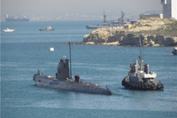 [ẢNH] Sự cố liên tiếp của Nga: Trực thăng rơi, tàu sân bay cháy và tàu ngầm chìm