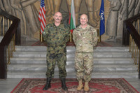 [ẢNH] Tư lệnh lục quân Mỹ ở châu Âu bị cách ly vì nghi nhiễm Covid-19