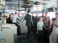 [ẢNH] Siêu tàu sân bay Mỹ cập cảnh Việt Nam, động thái nhỏ - ý nghĩa lớn