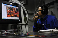 [ẢNH] Siêu tàu sân bay Mỹ cập cảnh Việt Nam, động thái nhỏ - ý nghĩa lớn