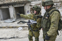 [ẢNH] Quân đội Nga bị kẹt giữa hai làn đạn của Syria và Thổ Nhĩ Kỳ tại Tây Bắc Hama