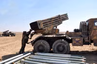 [ẢNH] Căn cứ quân sự Mỹ trên đất Iraq bị tấn công dữ dội