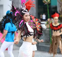 Mãn nhãn với những vũ điệu đường phố rực rỡ mở màn Carnaval Hạ Long 2019