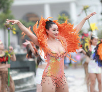 Mãn nhãn với những vũ điệu đường phố rực rỡ mở màn Carnaval Hạ Long 2019