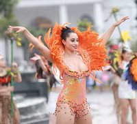 Mãn nhãn với những vũ điệu đường phố rực rỡ mở màn Carnaval Hạ Long 2019