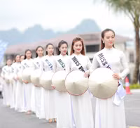Mãn nhãn với những vũ điệu đường phố rực rỡ mở màn Carnaval Hạ Long 2019