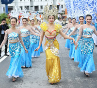 Mãn nhãn với những vũ điệu đường phố rực rỡ mở màn Carnaval Hạ Long 2019