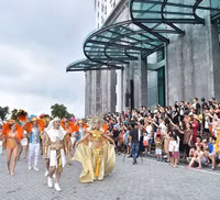 Mãn nhãn với những vũ điệu đường phố rực rỡ mở màn Carnaval Hạ Long 2019