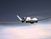 [ẢNH] Sau 2 siêu tàu sân bay, Mỹ bất ngờ điều thêm ‘đại bàng xám’ tới Biển Đông làm gì?