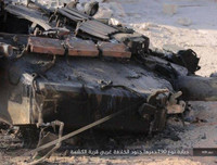 [ẢNH] Tử chiến tại Al-Bukamal, IS thiêu rụi xe tăng hiện đại T-90A của Syria