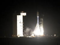 [ẢNH] Thiếu tiền, Nga buộc phải xuống nước bán động cơ siêu tên lửa cho Mỹ