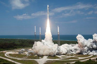 [ẢNH] Thiếu tiền, Nga buộc phải xuống nước bán động cơ siêu tên lửa cho Mỹ