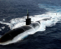 [ẢNH] Siêu tàu ngầm hạt nhân- ‘cận vệ’ tàu sân bay Mỹ lầm lũi tới biển Đông