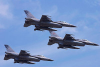 [ẢNH] Trung Quốc lo sợ khi Mỹ bán chiến đấu cơ trị giá 8 tỷ USD cho Đài Loan