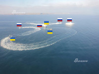 [ẢNH] Nga huy động cả ngàn máy bay sát biên giới Ukraine, sẵn sàng cho cuộc xung đột?