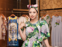 Ngỡ ngàng ngắm nhan sắc như búp bê của Hoa hậu Jennifer Phạm