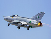 [ẢNH] Máy bay chiến đấu Trung Quốc sản xuất đang trở thành 